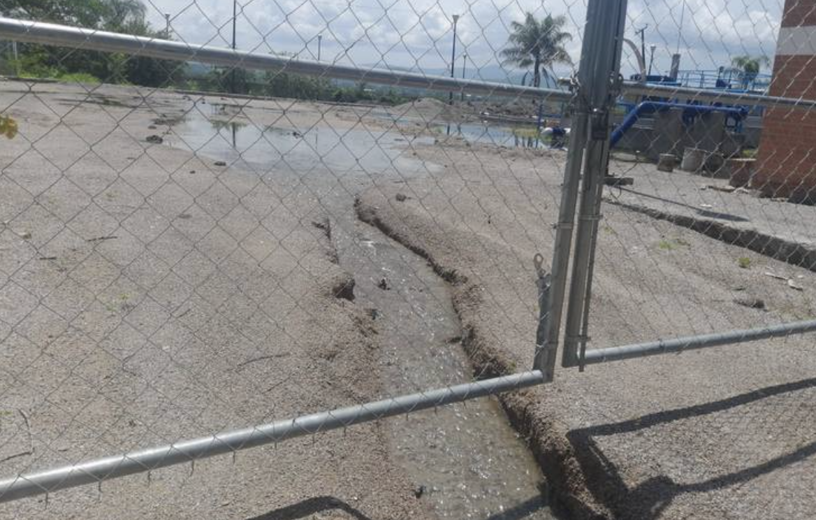 Morelos – Vecinos de Coatetelco denuncian fuga en planta de aguas residuales (El Sol de Cuernavaca)